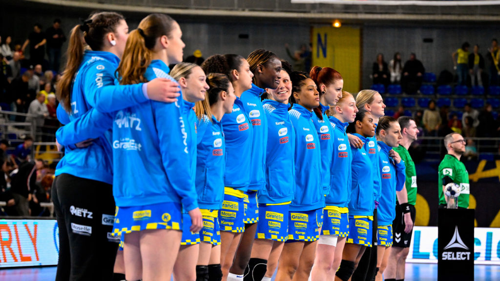 L'AVANT MATCH DORTMUND-METZ. Poinçonner son billet pour les quarts de finale