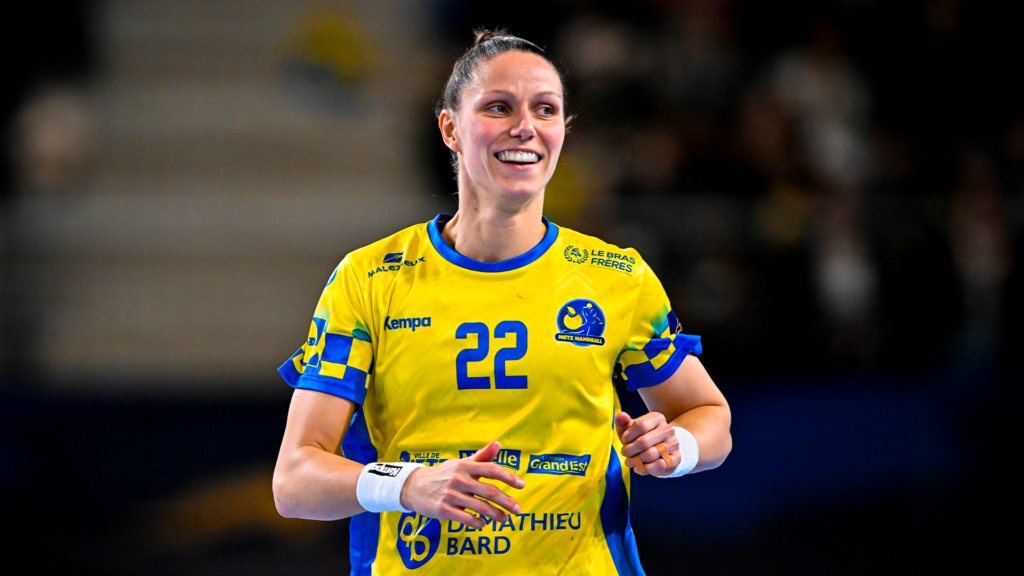 Xenia Smits attend un heureux événement.